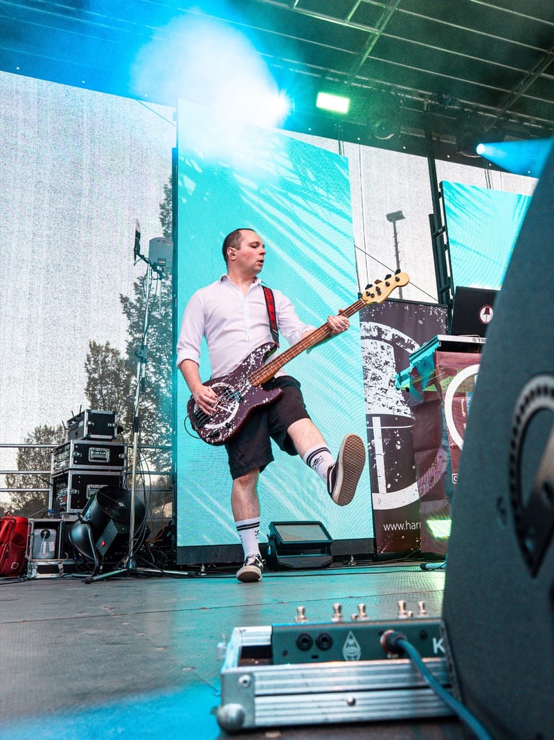 Dominik bei Harry Polter – Bass